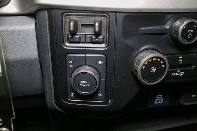 Used 2025 Ford F350 XLT image 27