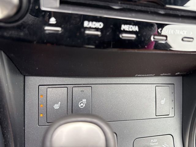 Used 2025 Lexus IS 350 F Sport w/ Navigation Package image 19