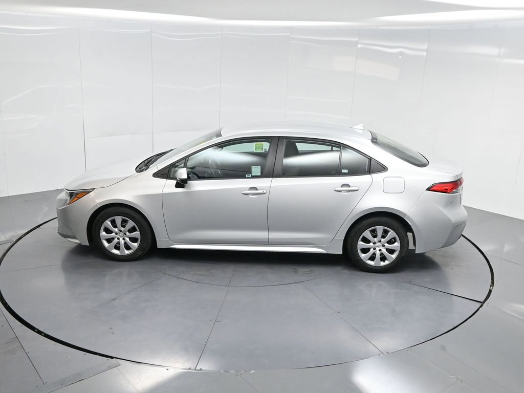 Used 2023 Toyota Corolla LE image 64
