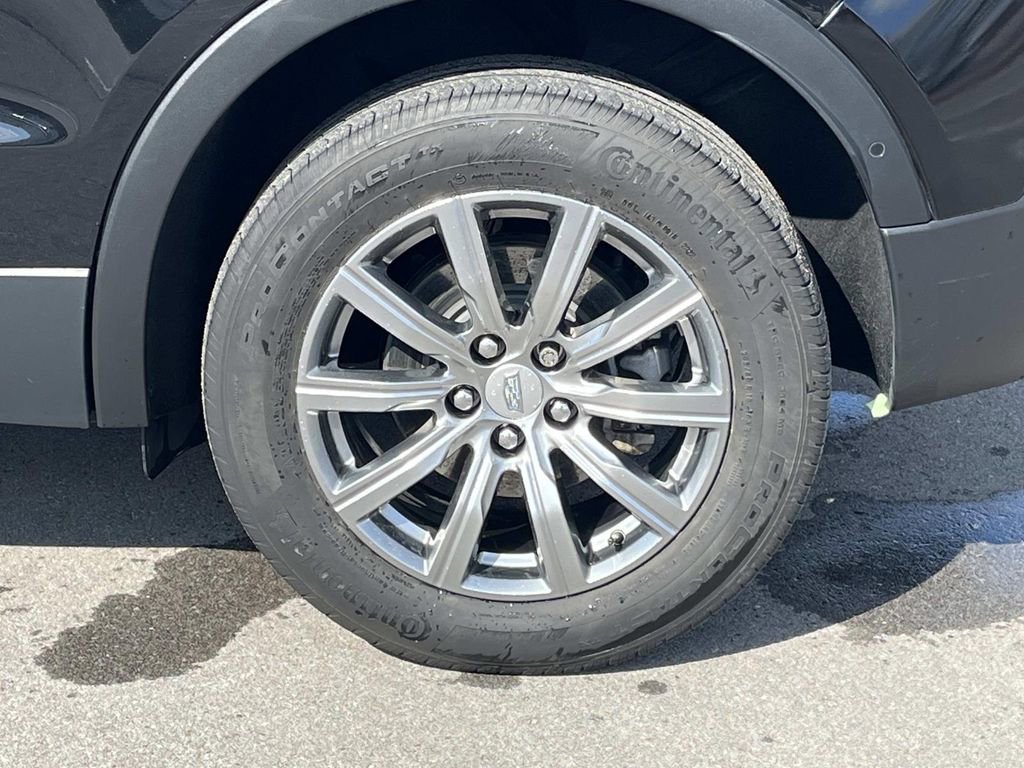 Used 2023 Cadillac XT4 Premium Luxury w/ Enhanced Visibility Package image 13