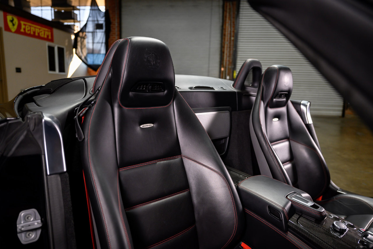 Used 2013 Mercedes-Benz SLS AMG GT Roadster image 32
