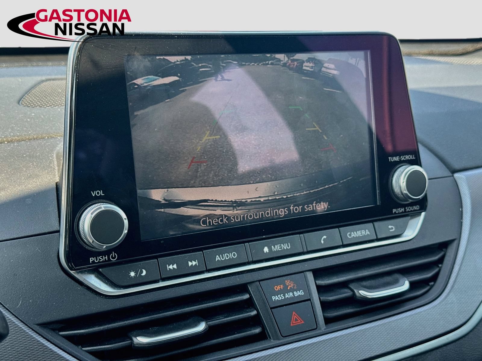 Used 2024 Nissan Altima 2.5 SR FWD image 17