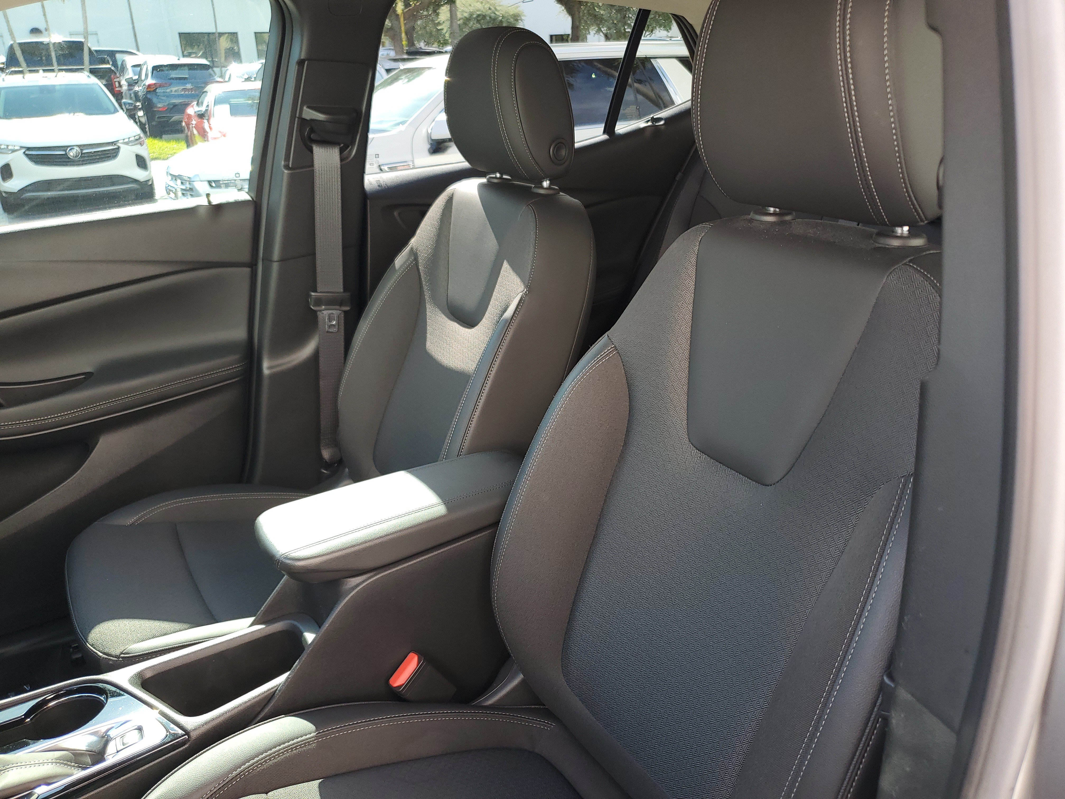 Used 2023 Buick Encore GX Select w/ Sport Touring Package FWD image 20