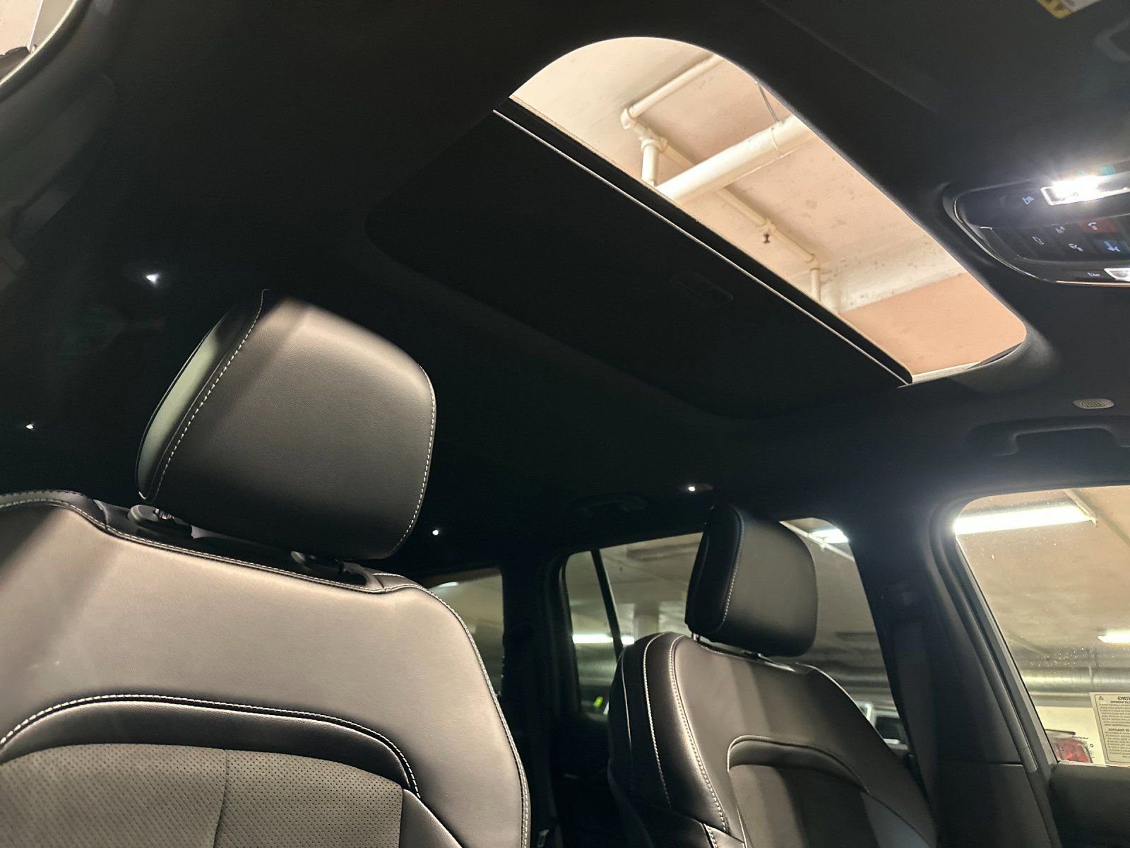 Certified 2025 Jeep Grand Cherokee L Altitude AWD/4WD image 17