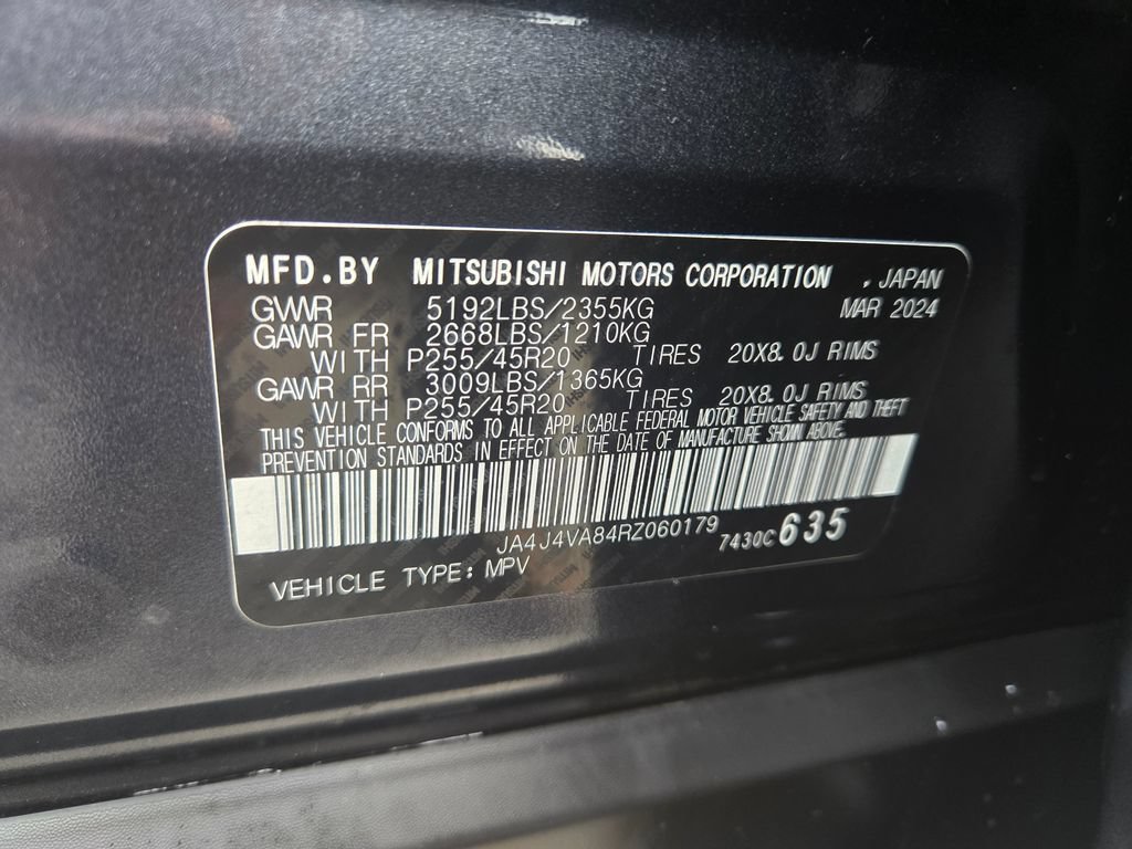Used 2024 Mitsubishi Outlander SE AWD/4WD image 12