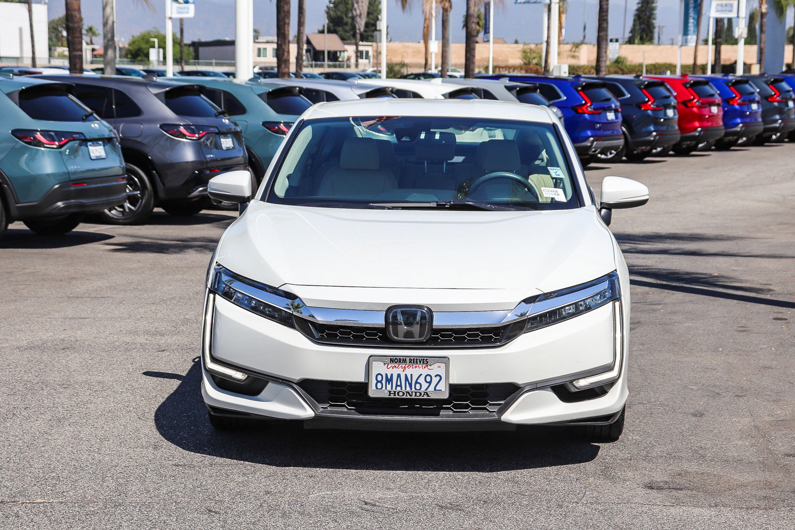Certified 2019 Honda Clarity Plug-In Hybrid image 2
