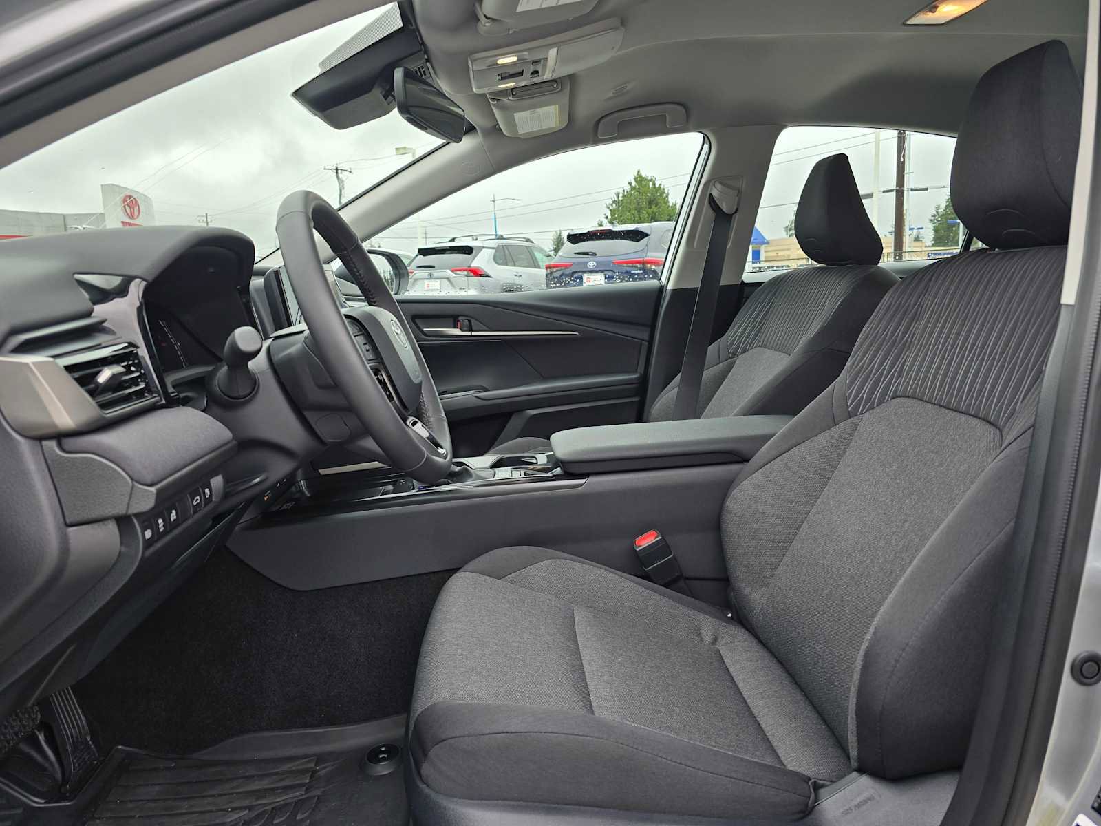 Used 2026 Toyota Camry LE w/ Convenience Package image 20