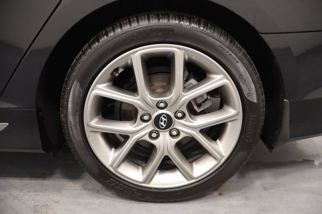 Used 2018 Hyundai Sonata Limited image 25