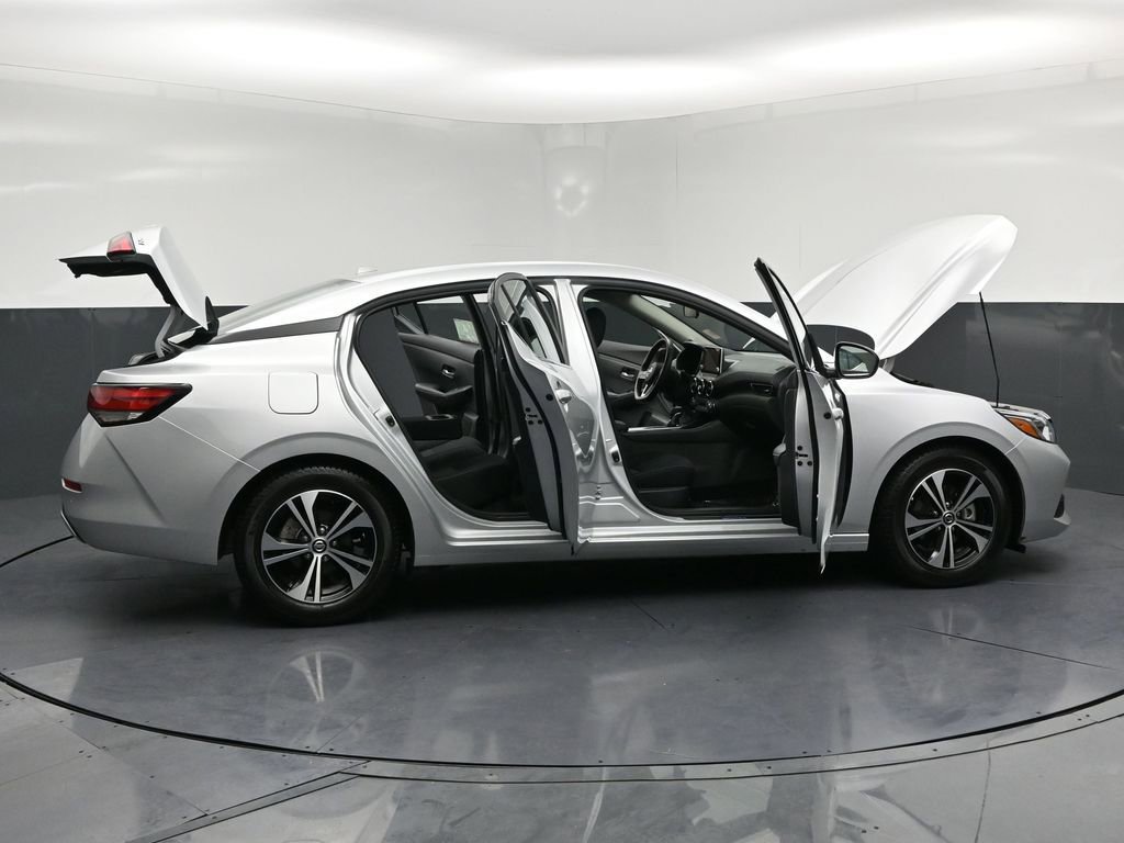 Used 2022 Nissan Sentra SV w/ Trunk Package image 33