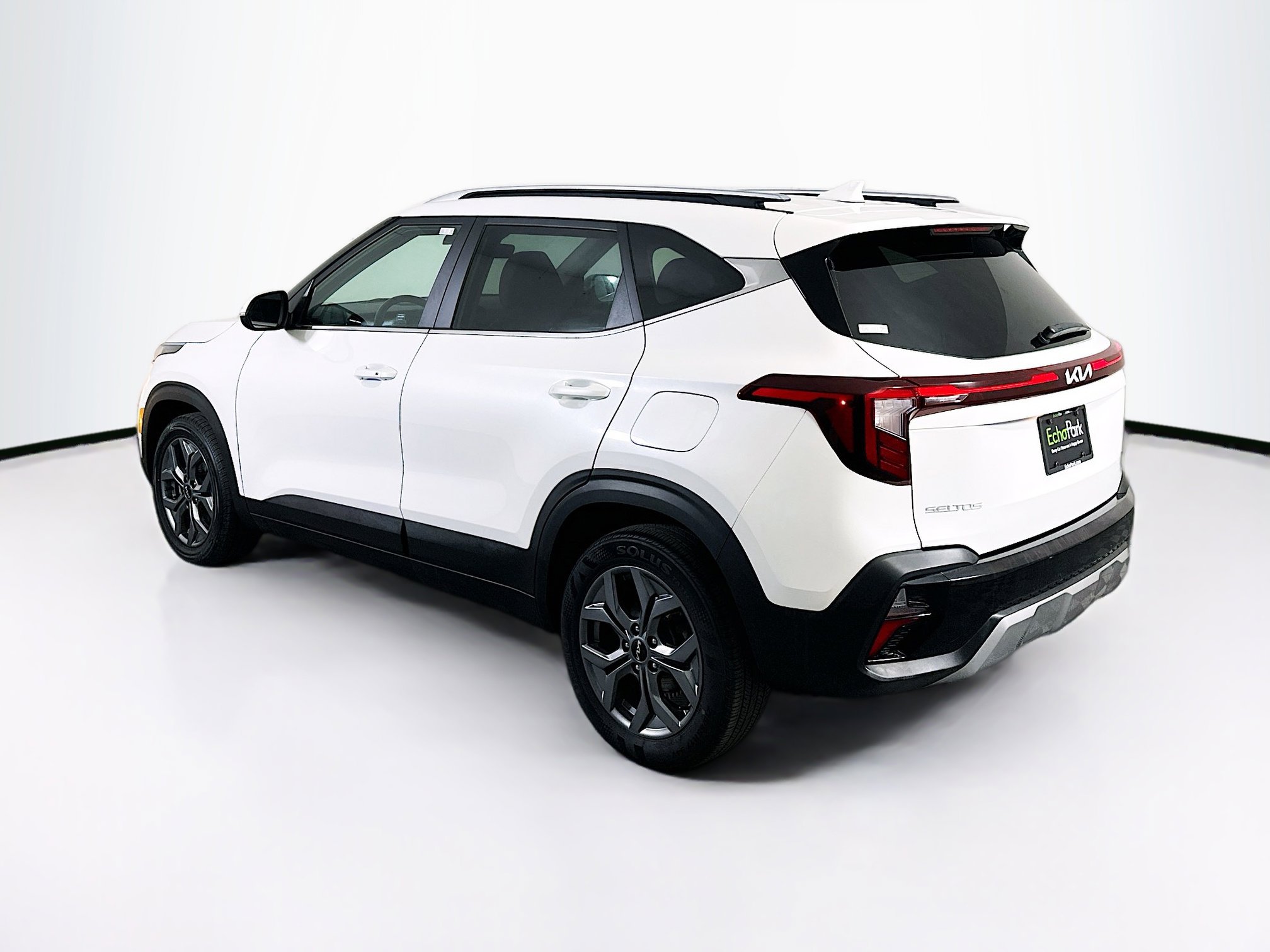 Used 2024 Kia Seltos S image 5