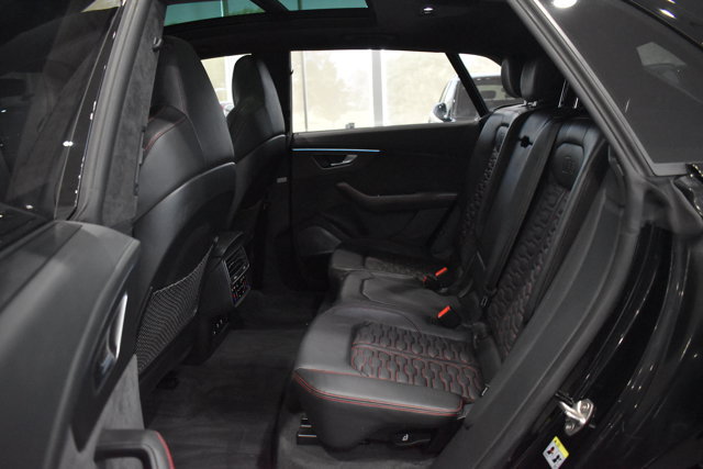 Used 2022 Audi RS Q8 AWD/4WD image 26