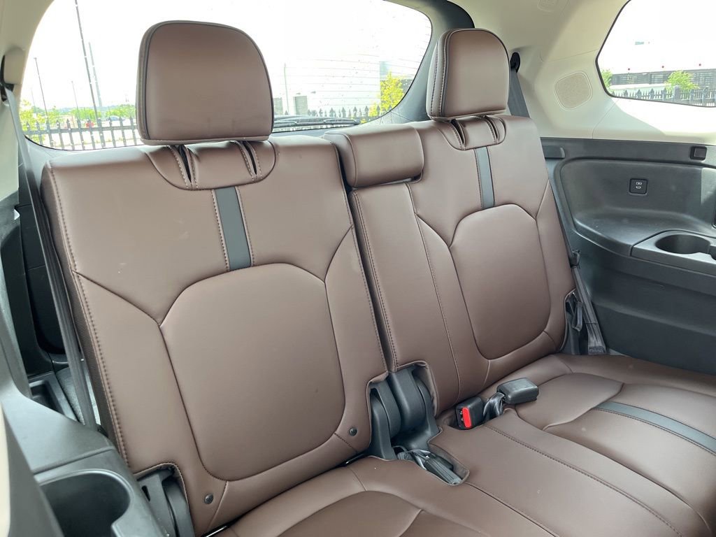 Used 2025 Honda Pilot Elite image 30