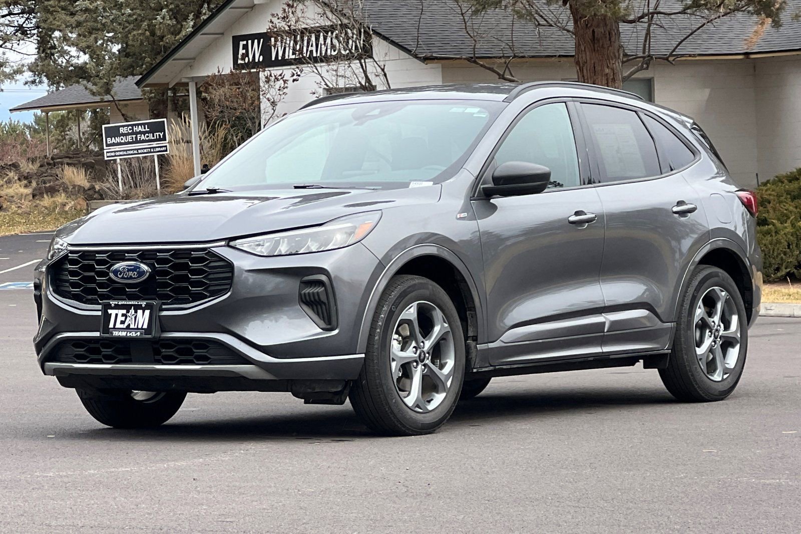 Used 2024 Ford Escape ST-Line image 8