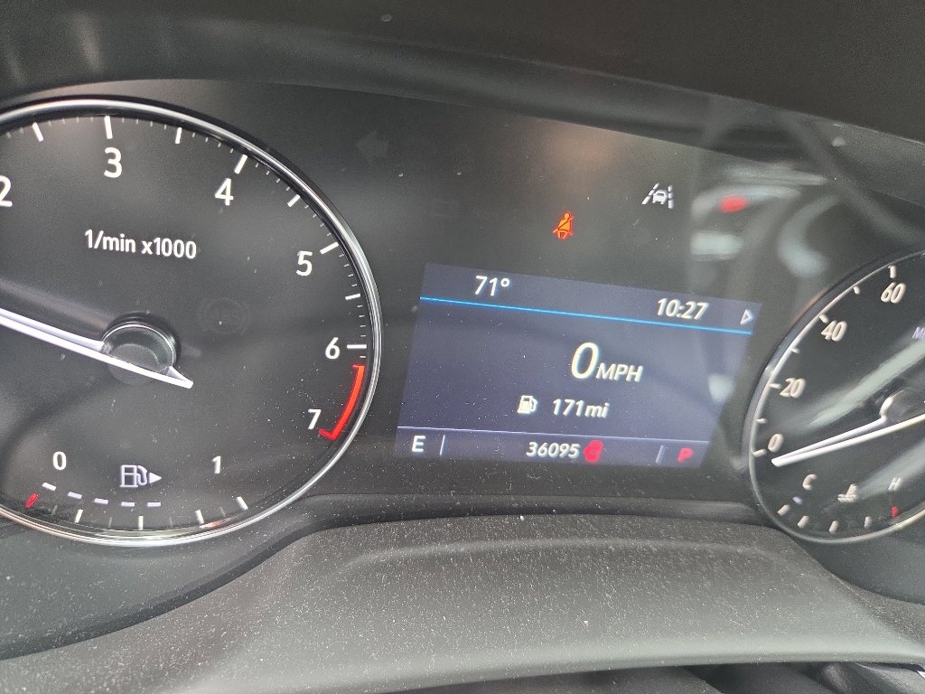 Used 2022 Buick Envision Preferred image 2