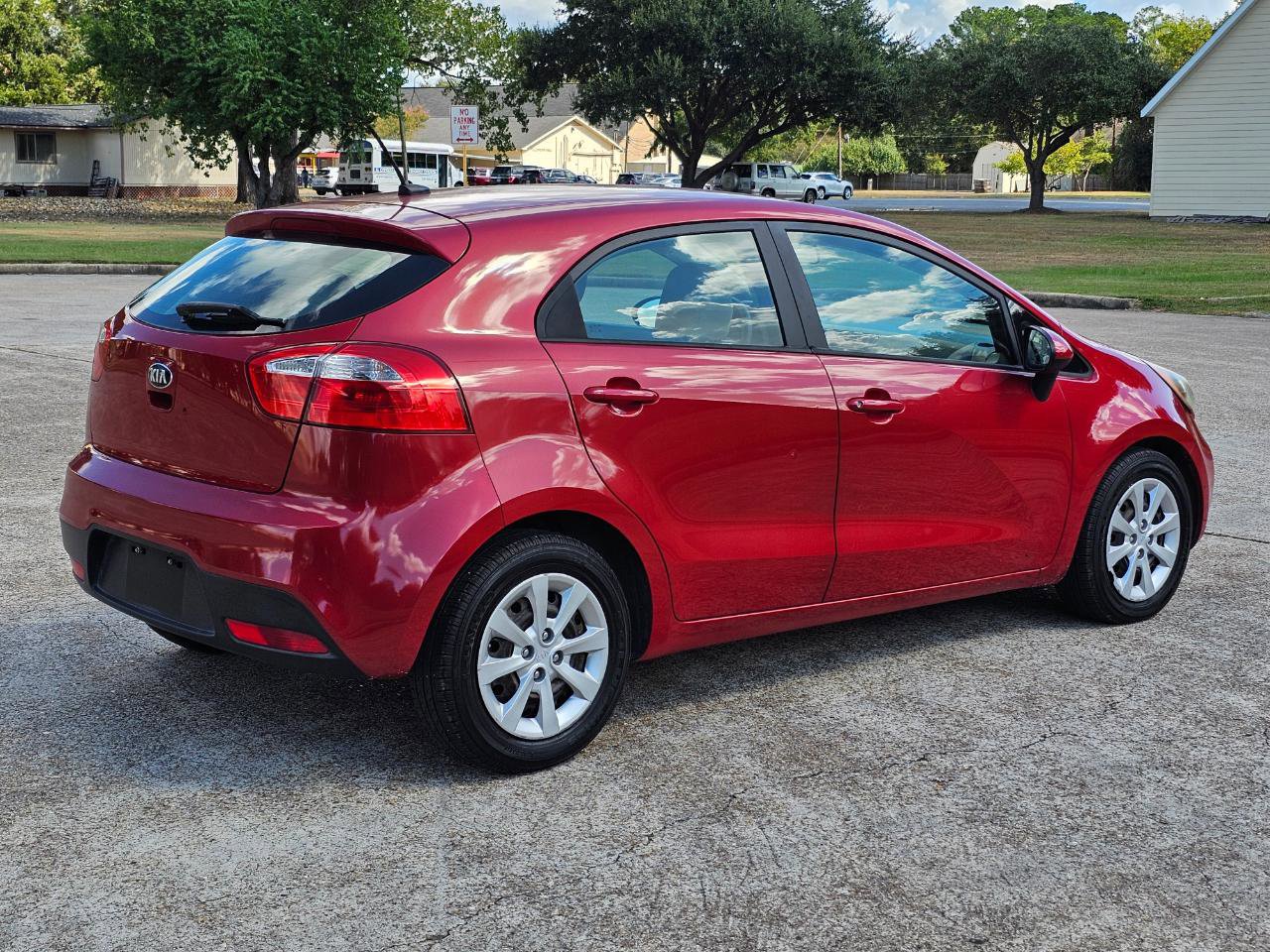 Used 2013 Kia Rio LX image 8