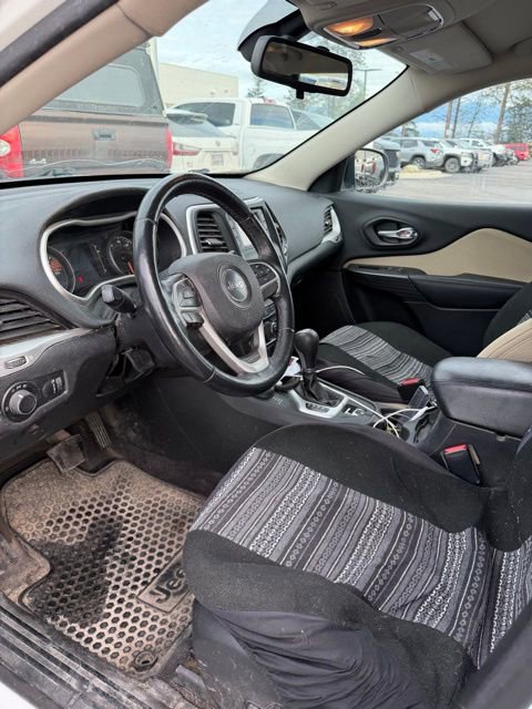 Used 2016 Jeep Cherokee Sport w/ Cold Weather Group