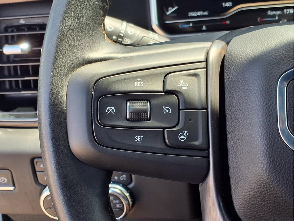 Used 2025 GMC Sierra 2500 AT4 AWD/4WD image 14