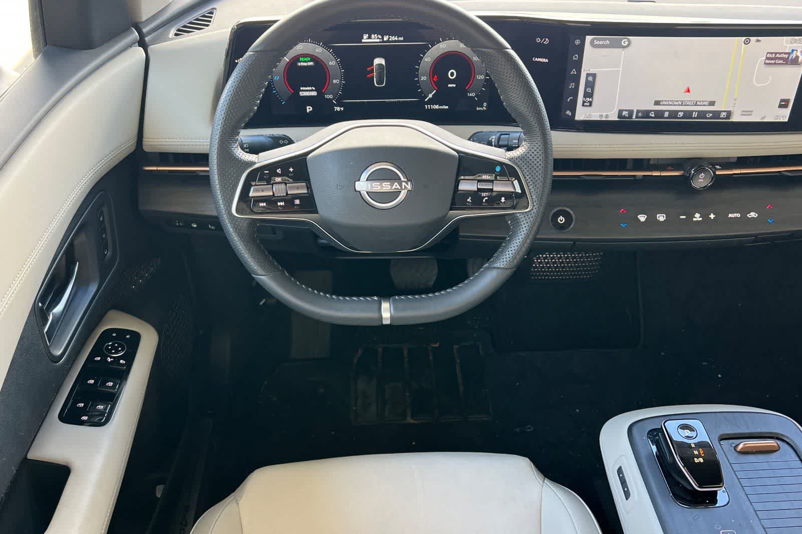 Used 2024 Nissan Ariya AWD image 16