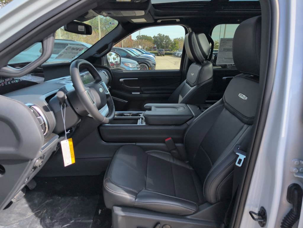 New 2026 Ford Expedition Platinum w/ Stealth Appearance Package image 5