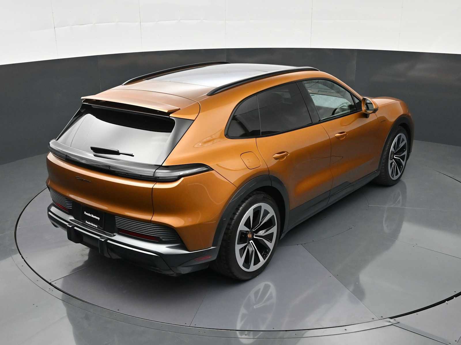 New 2026 Porsche Cayenne Electric AWD/4WD image 42