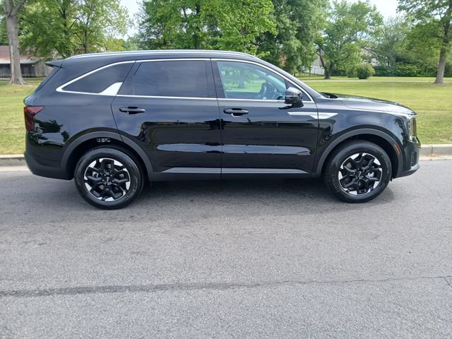 New 2026 Kia Sorento S AWD/4WD image 10