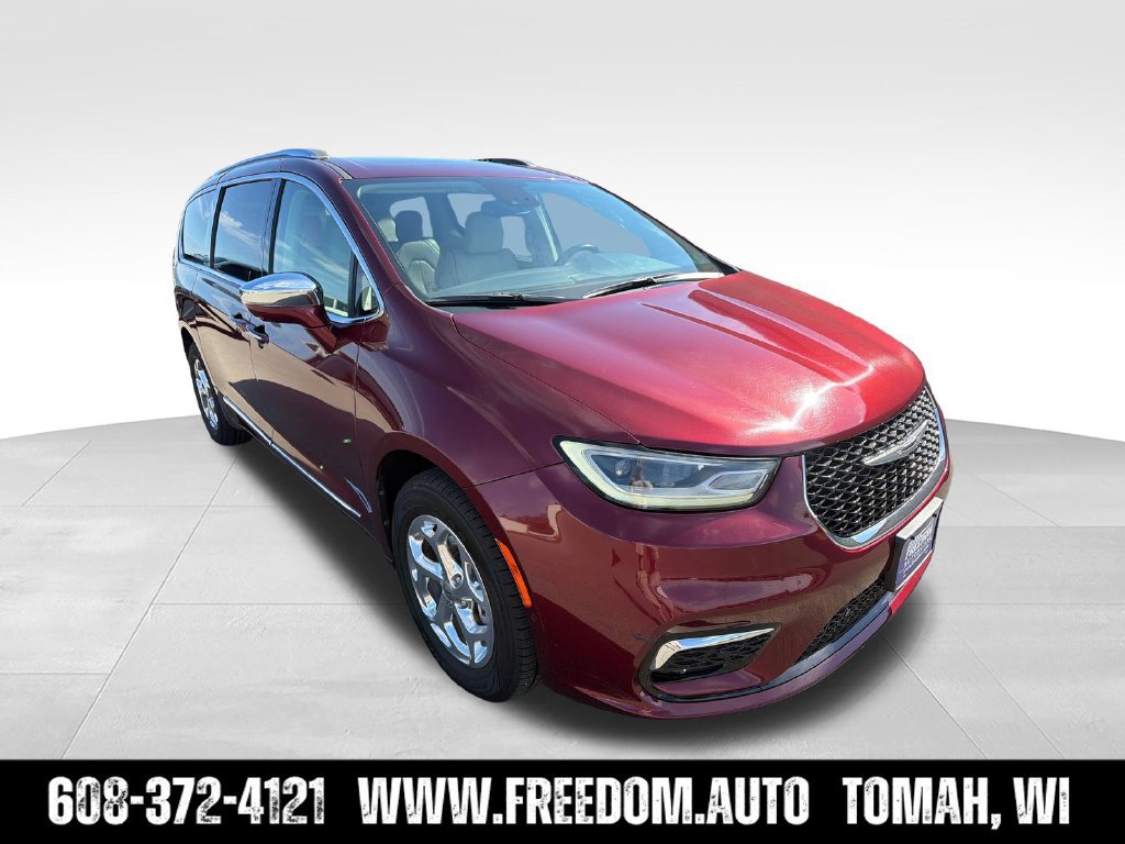 Used 2021 Chrysler Pacifica Limited w/ Premium & Safety Sphere Group AWD/4WD image 7
