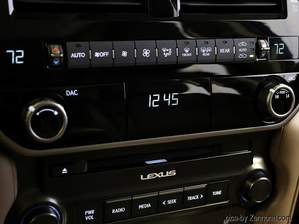 Used 2023 Lexus GX 460 Premium w/ Premium Package AWD/4WD image 22