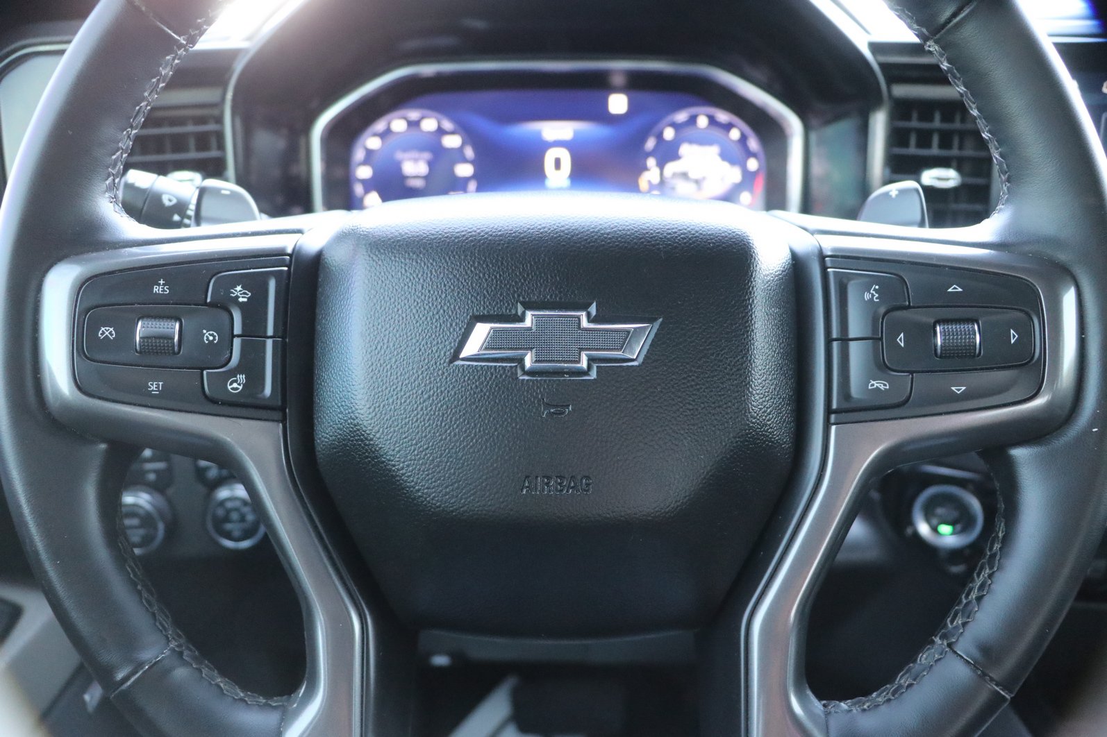 Used 2025 Chevrolet Silverado 1500 ZR2 w/ Technology Package AWD/4WD image 17