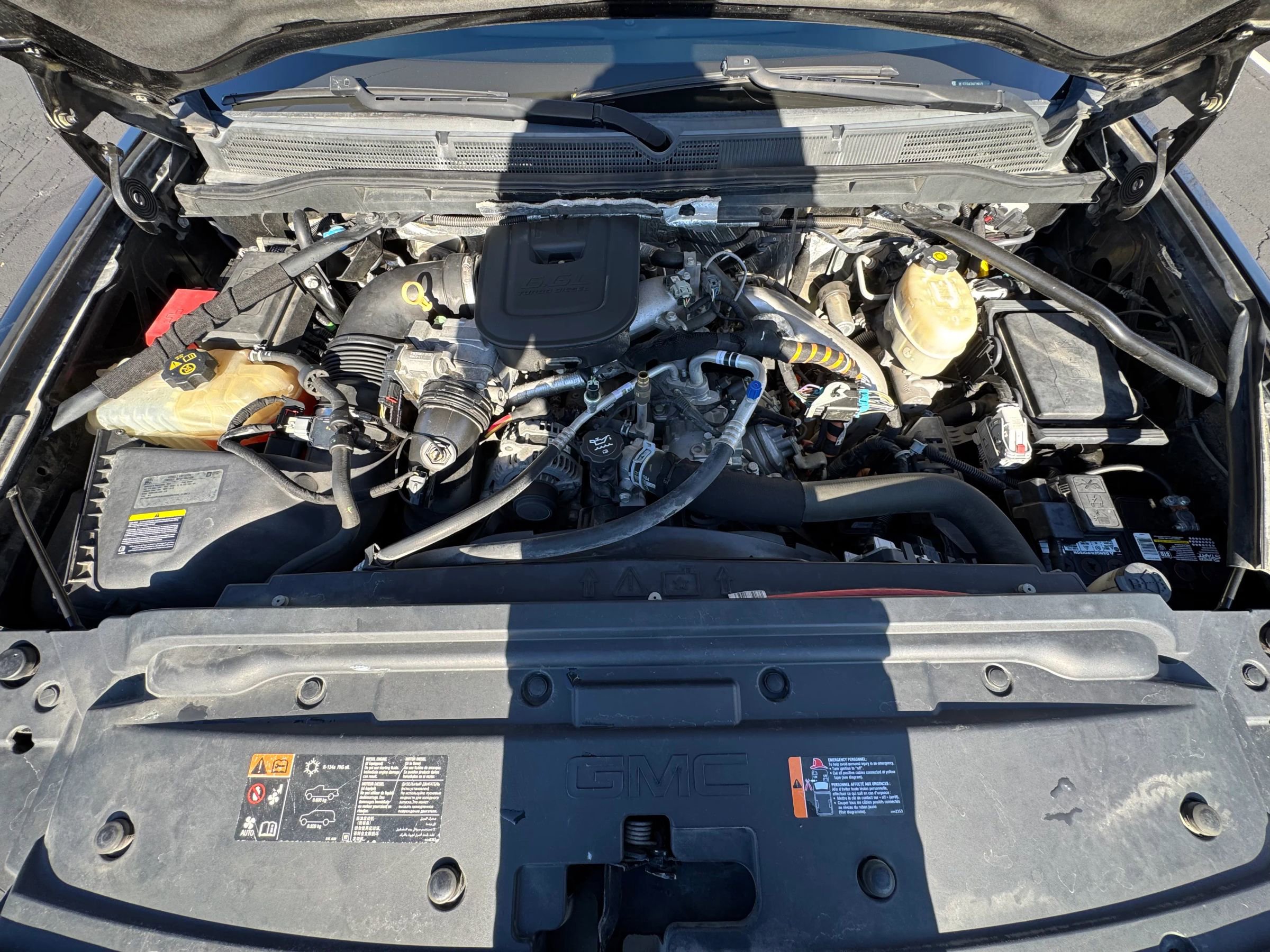 Used 2016 GMC Sierra 2500 Denali w/ Duramax Plus Package image 10