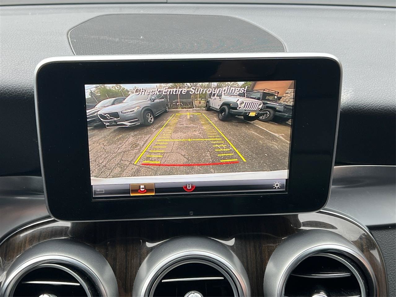 Used 2019 Mercedes-Benz GLC 300 4MATIC image 39