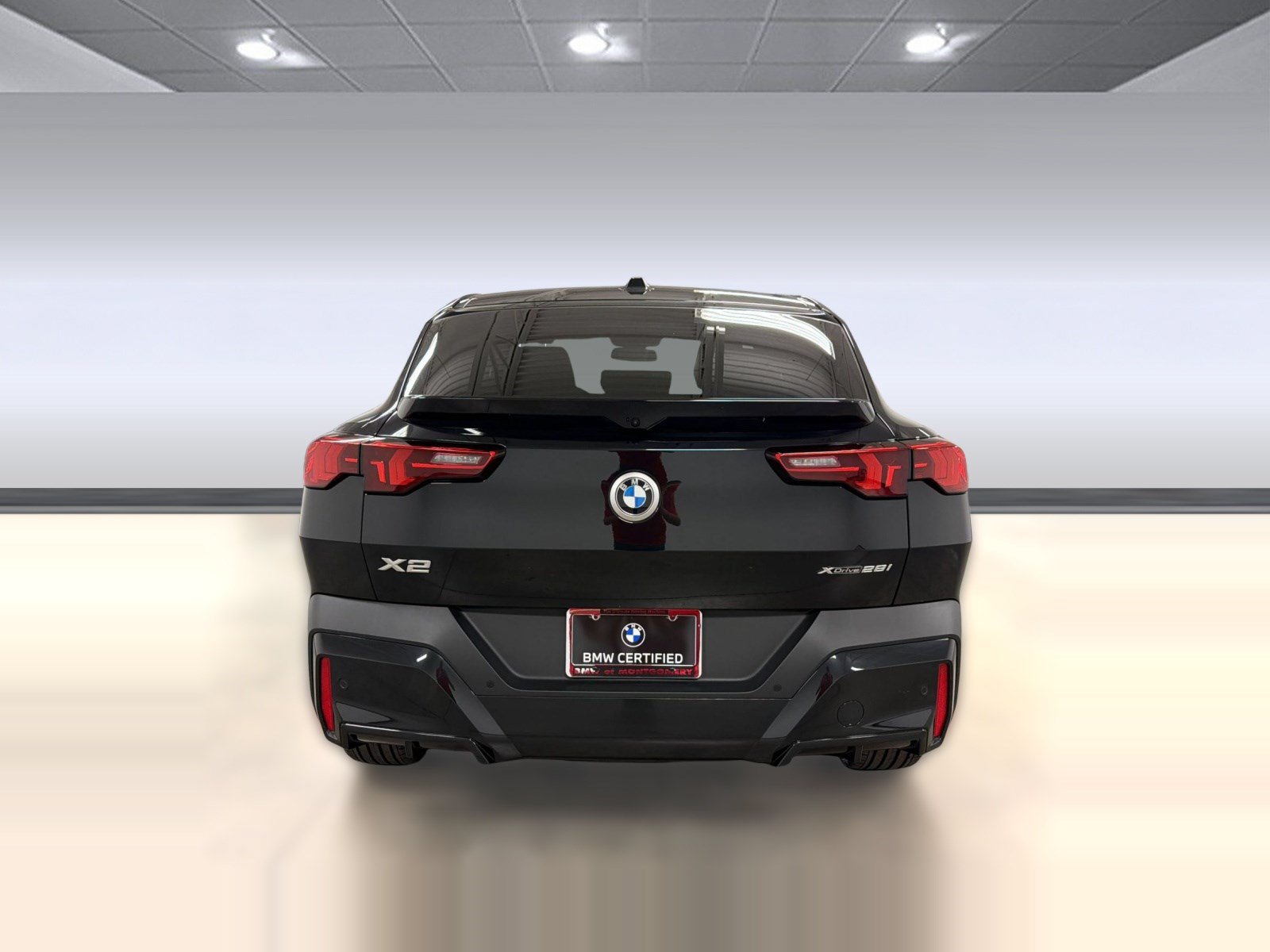 Certified 2025 BMW X2 xDrive28i AWD/4WD image 10