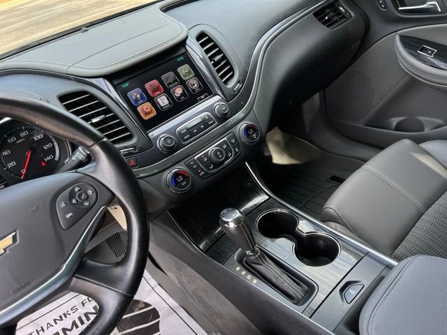 Used 2016 Chevrolet Impala LT w/ Convenience Package FWD image 34