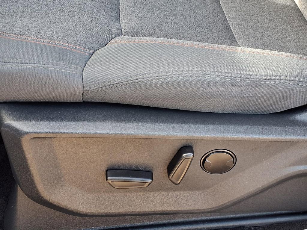 Used 2025 Ford Expedition Active image 21