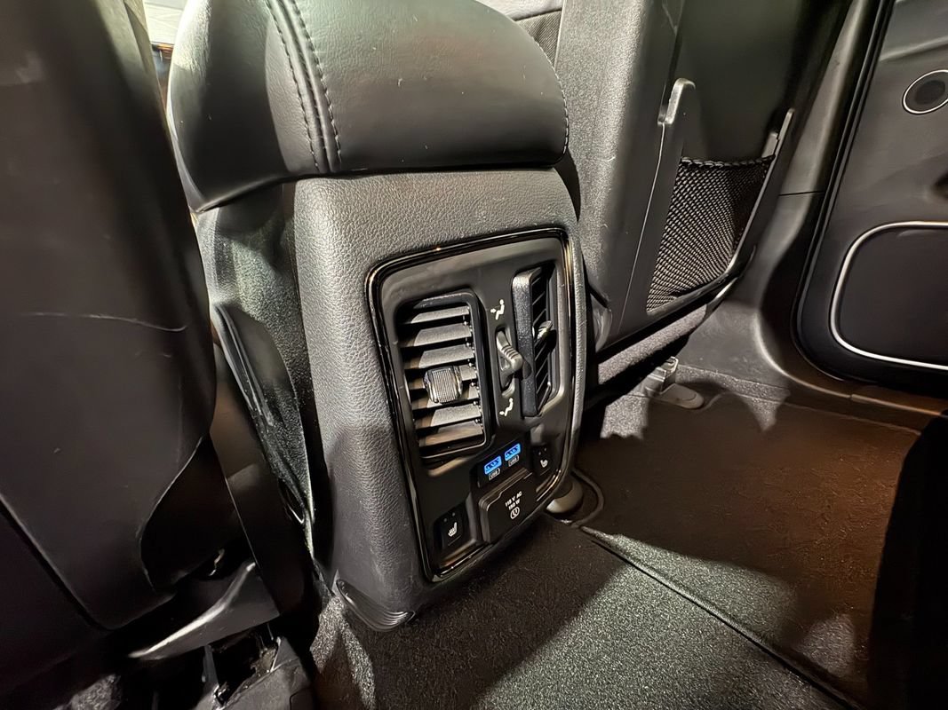 Used 2020 Jeep Grand Cherokee High Altitude AWD/4WD image 44