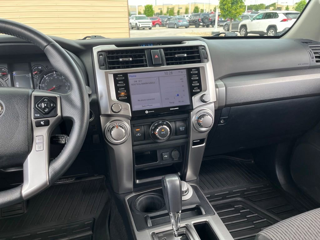 Used 2021 Toyota 4Runner SR5 AWD/4WD image 18