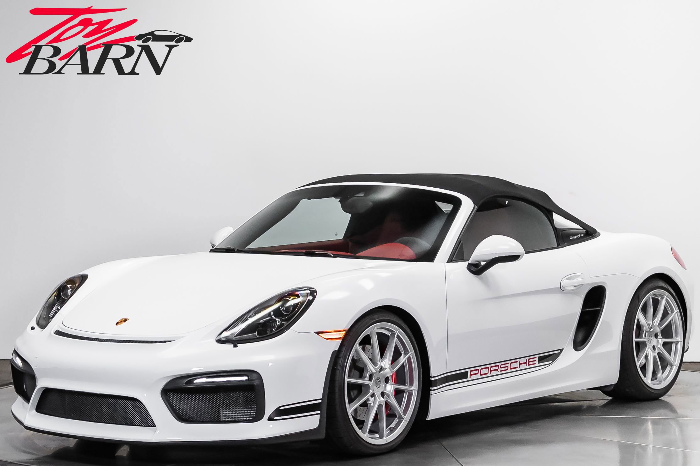 Used 2016 Porsche Boxster Spyder RWD image 9