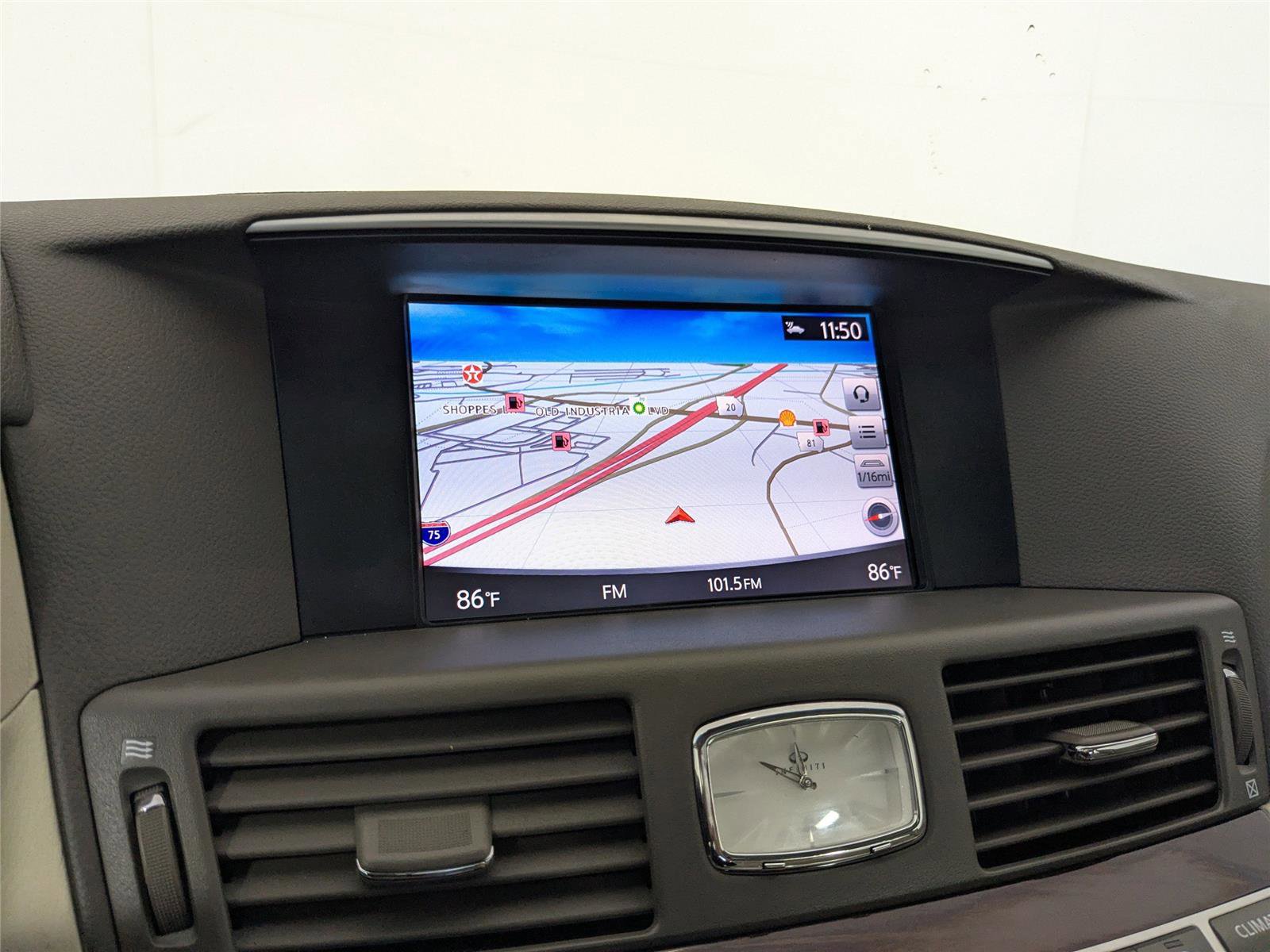 Used 2019 INFINITI Q70 L 3.7 image 20