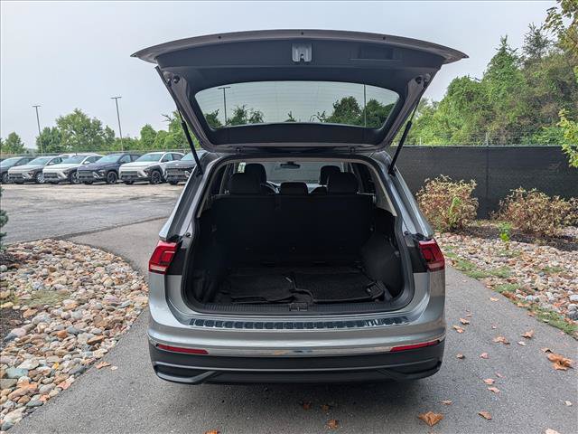 Certified 2022 Volkswagen Tiguan SE AWD/4WD image 21