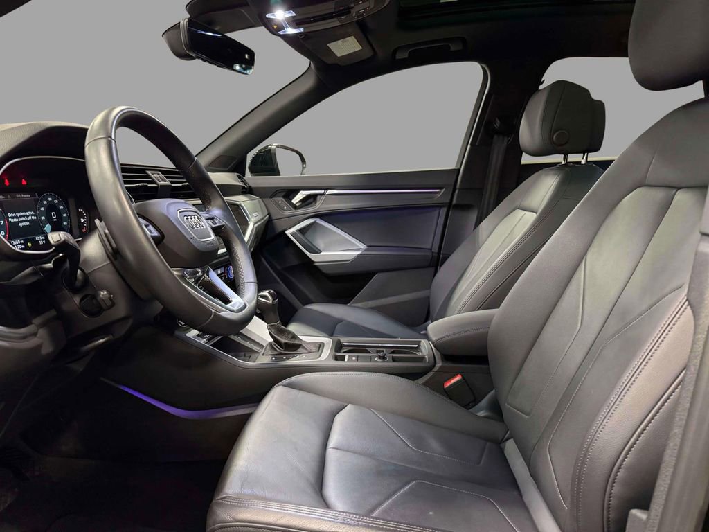 Used 2024 Audi Q3 2.0T Premium Plus w/ Premium Plus Package image 13