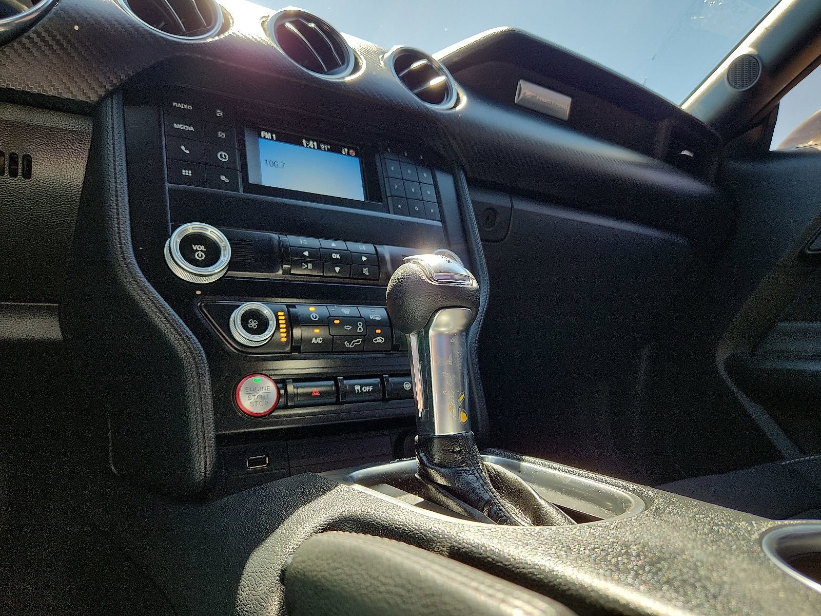 Used 2022 Ford Mustang EcoBoost image 20