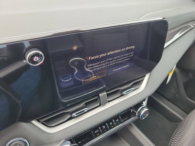 New 2026 Chevrolet Equinox LT w/ Safety and Technology Package FWD image 22