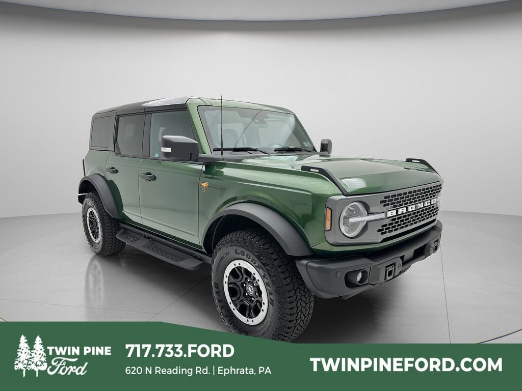 Used 2025 Ford Bronco Badlands AWD/4WD image 1