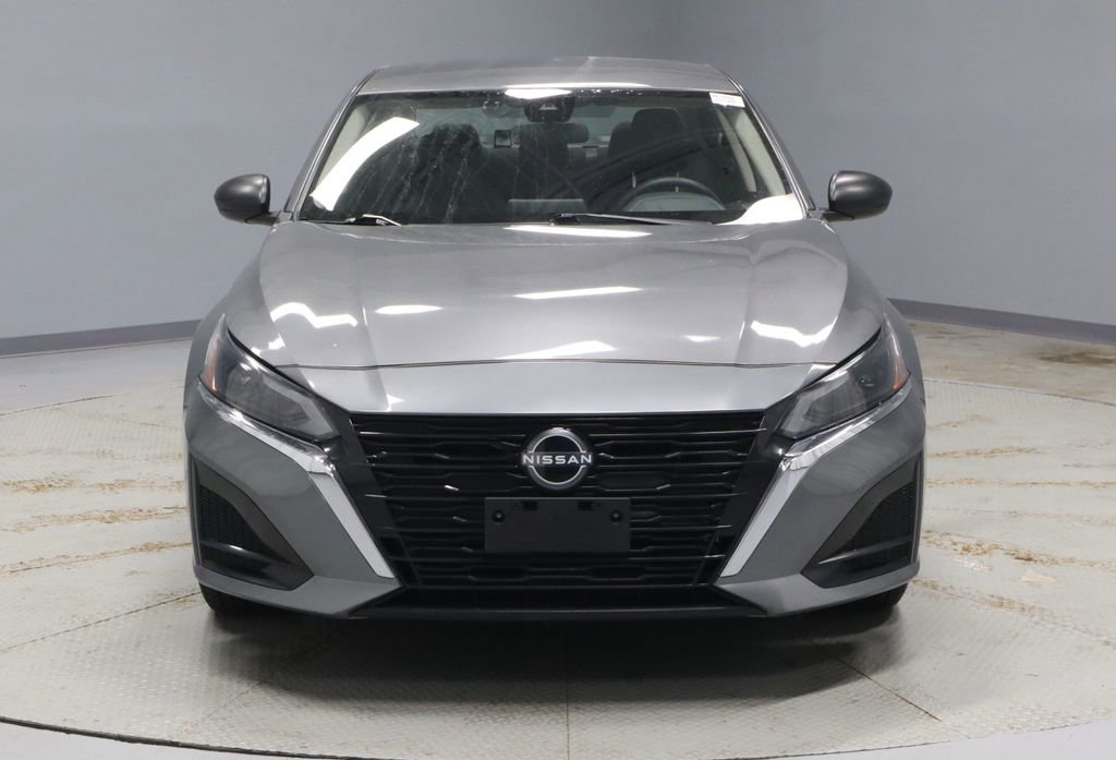 Certified 2024 Nissan Altima 2.5 SV AWD/4WD image 5