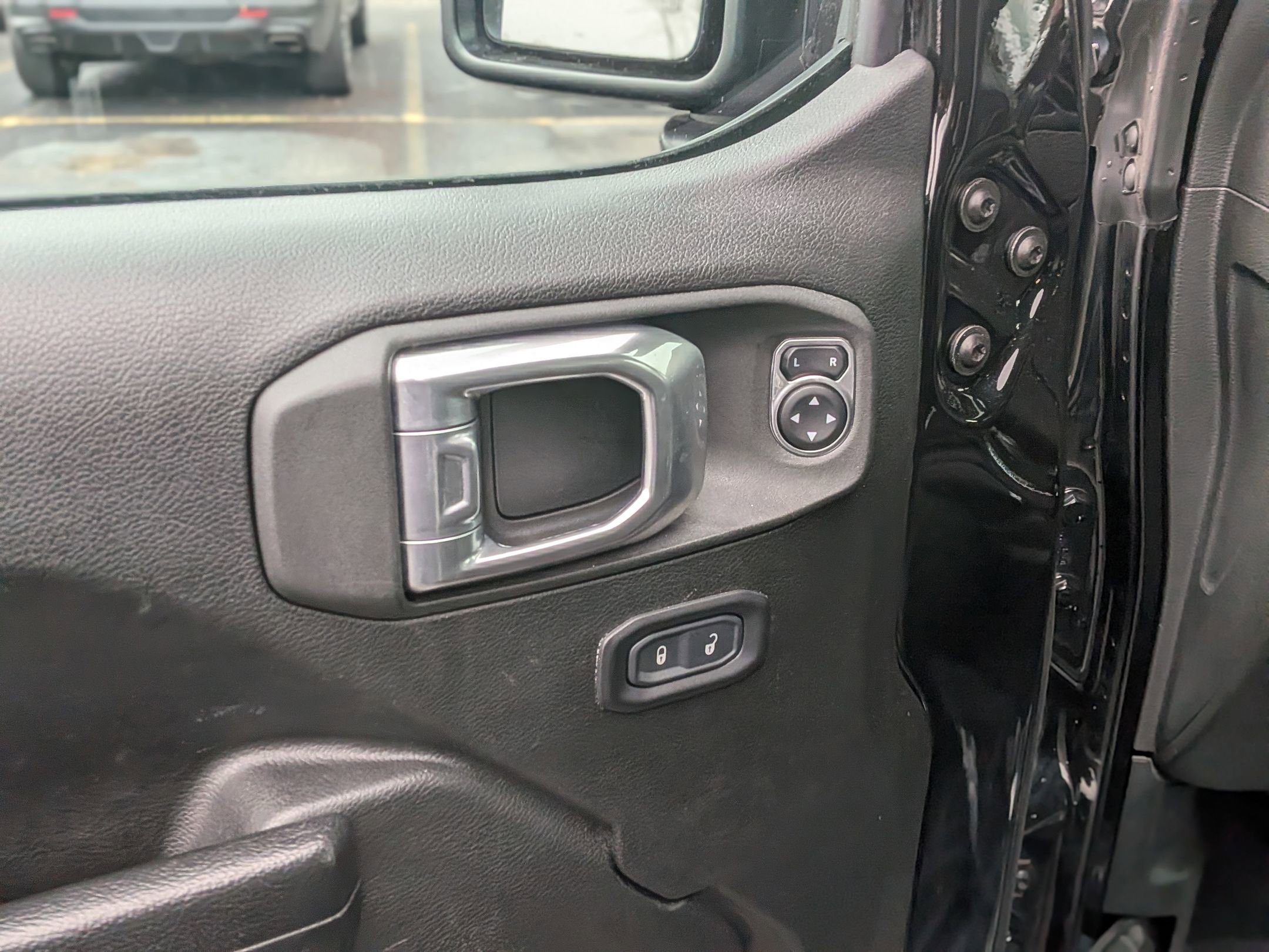 Used 2022 Jeep Gladiator Sport image 15