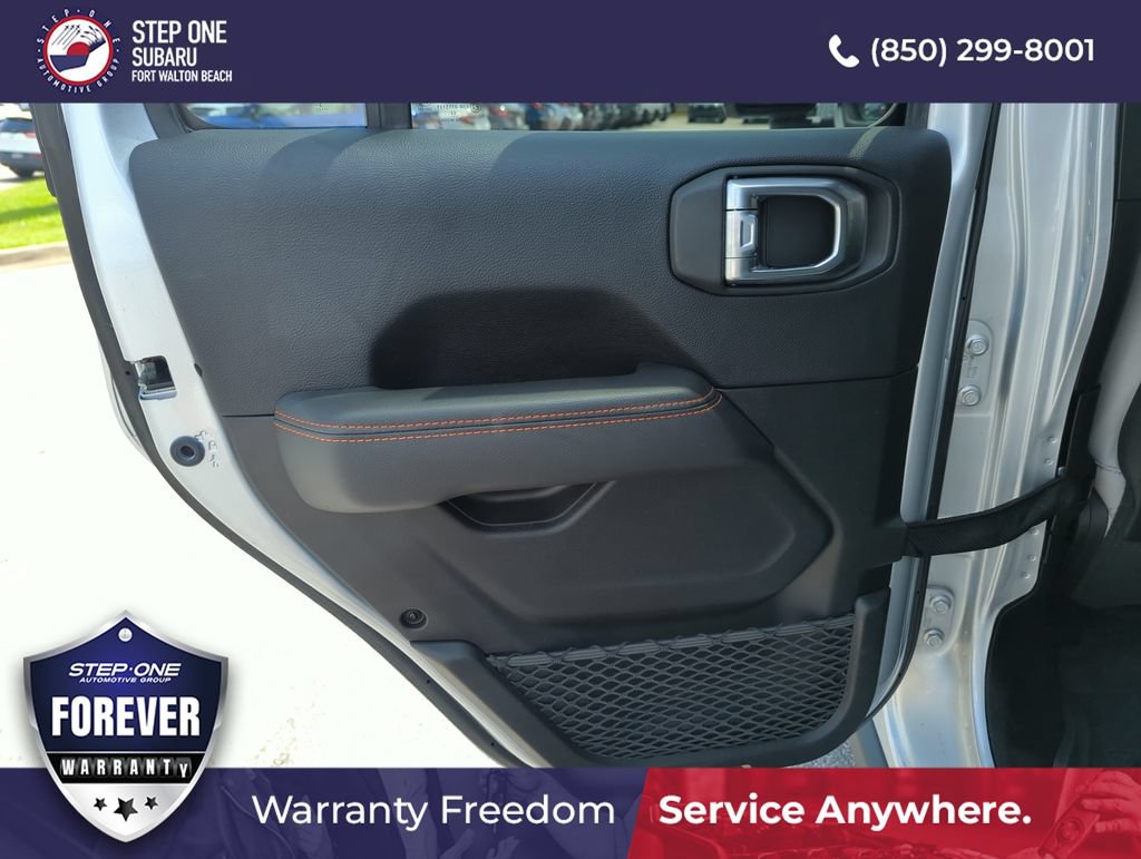 Used 2023 Jeep Gladiator Mojave w/ Cold Weather Group AWD/4WD image 27