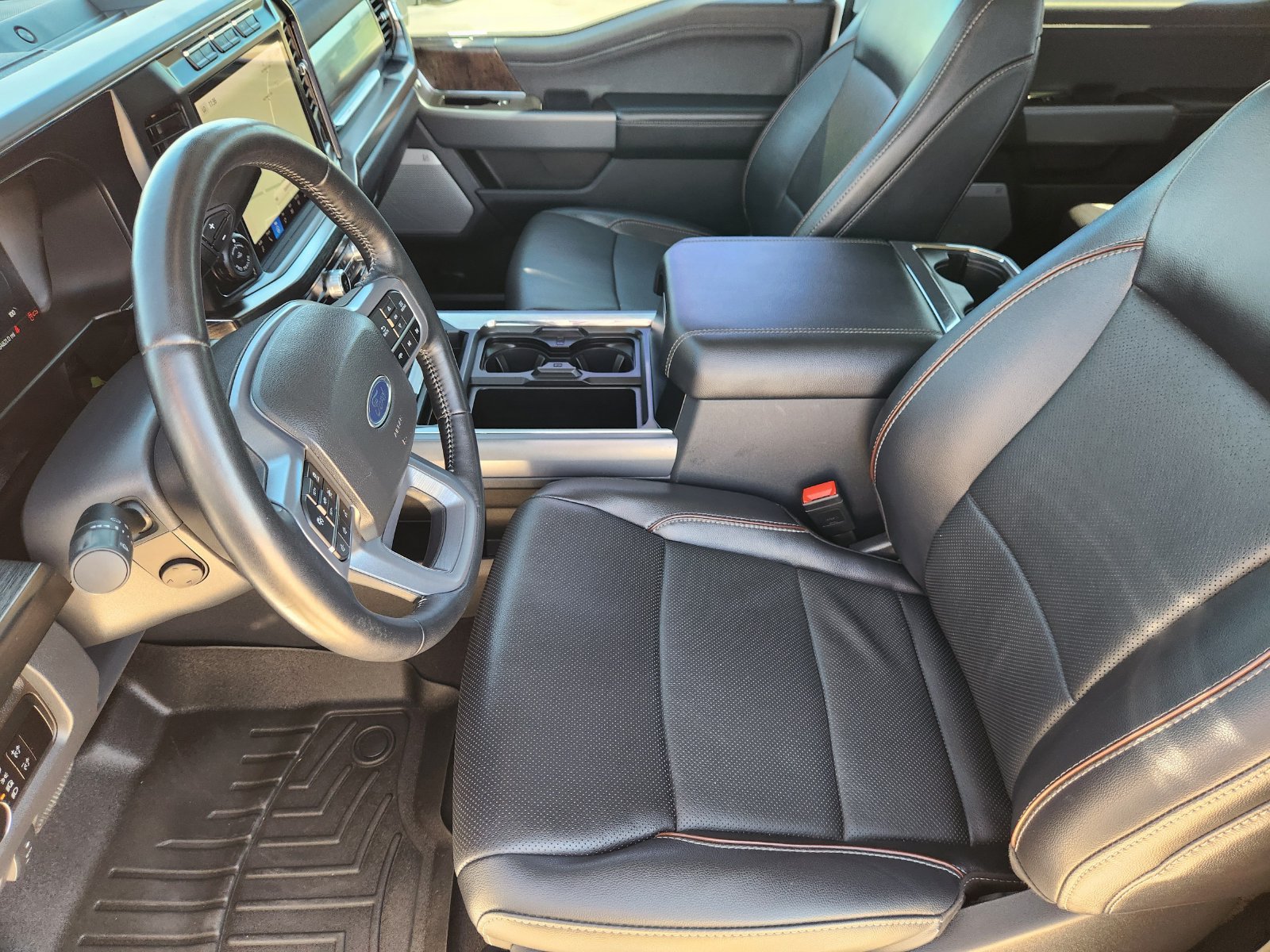 Certified 2024 Ford F250 Lariat w/ Lariat Ultimate Package AWD/4WD image 15