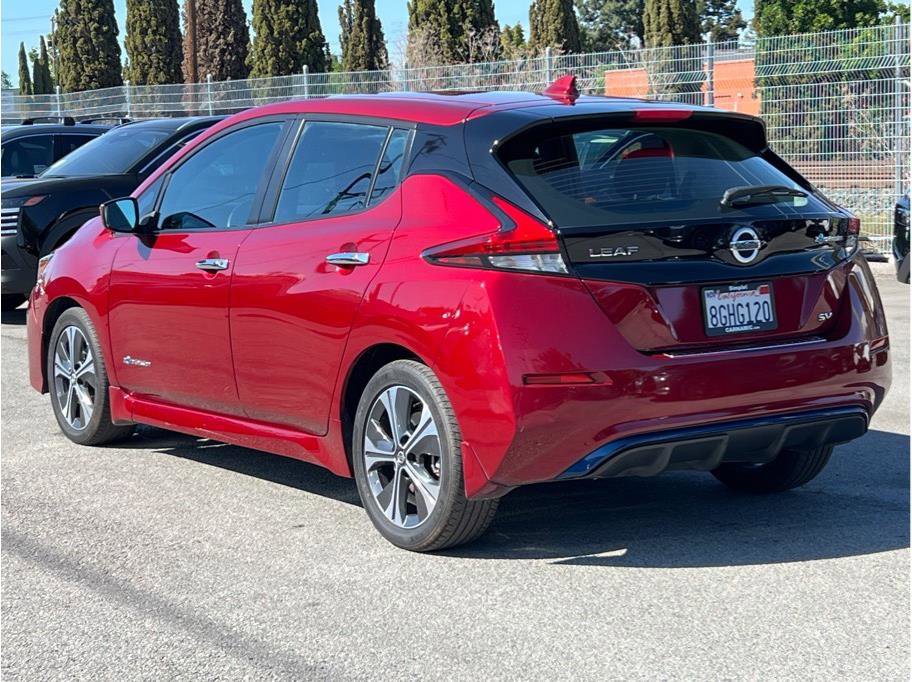 Used 2018 Nissan Leaf SV w/ SV Technology Package image 6