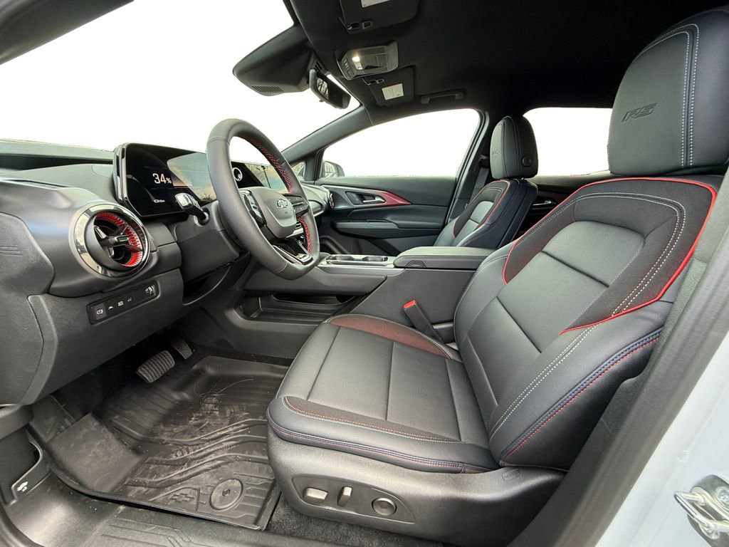 New 2026 Chevrolet Equinox EV RS image 9