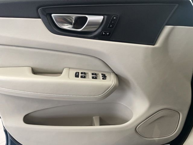 Certified 2024 Volvo XC60 B5 Plus w/ Protection Package Premier image 27