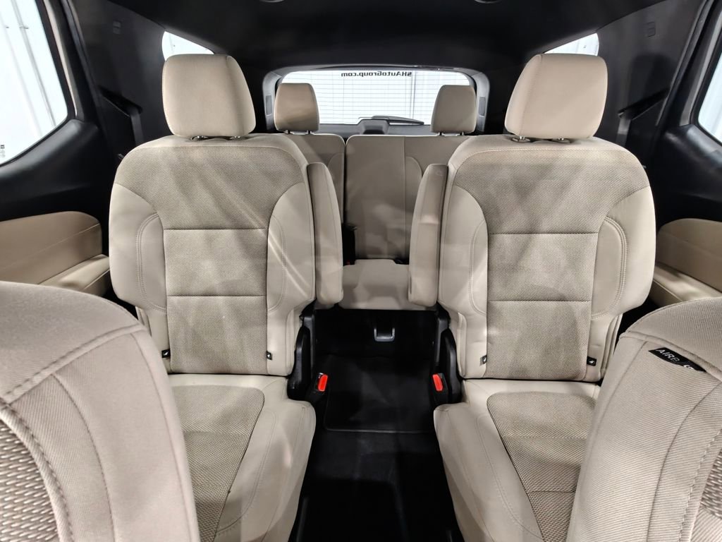 Used 2022 Chevrolet Traverse LT image 21